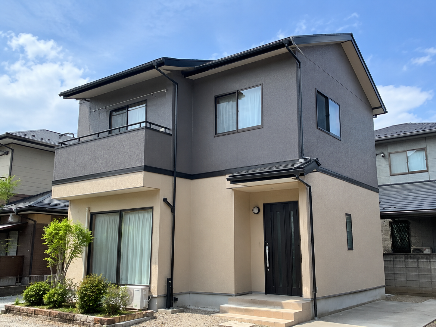 1階と2階で色分けしたツートーン外壁のイメージ
